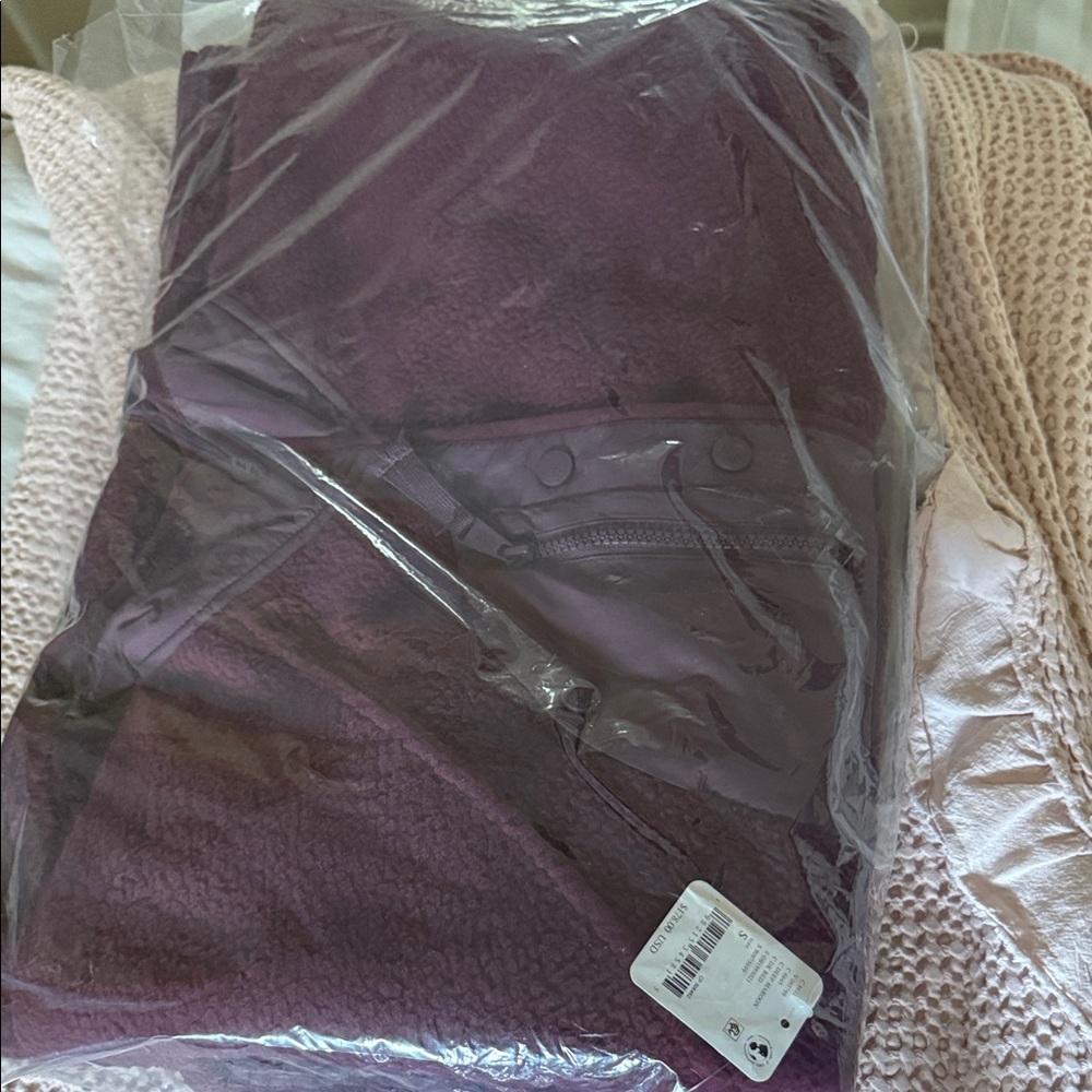 FP Movement Hit The Slopes Fleece Jacket in MAROON Sz XS S L $178 Retail NWT - Picture 3 of 10